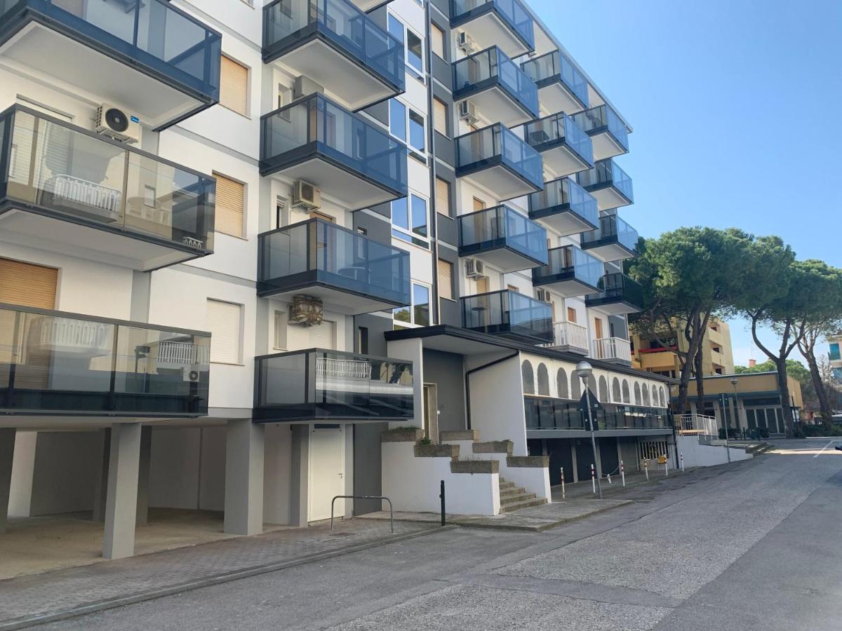 Malibu Apartments Bibione Exterior photo